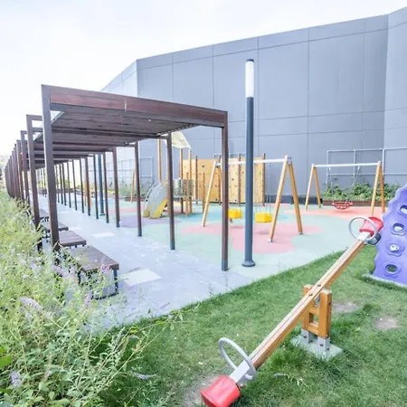 Stylish 1-bedroom Apt- Experience City's Pulse 公寓 *